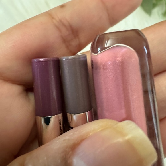 Marc Jacobs Cosmetics Bundle Sugar High Lip Gloss & 2 Crayon Mini Pencils - Picture 2 of 12